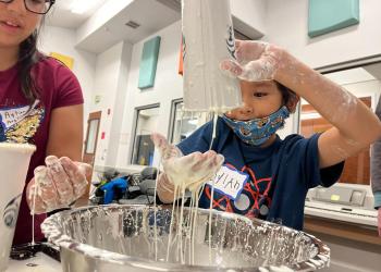 STEM Club Builds Science Learning for Children—and Their Teachers